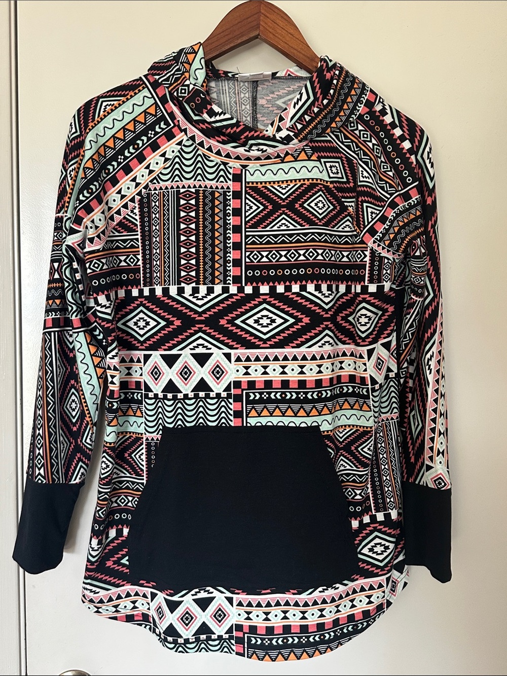 LulaRoe sweatshirt - MEIDUM